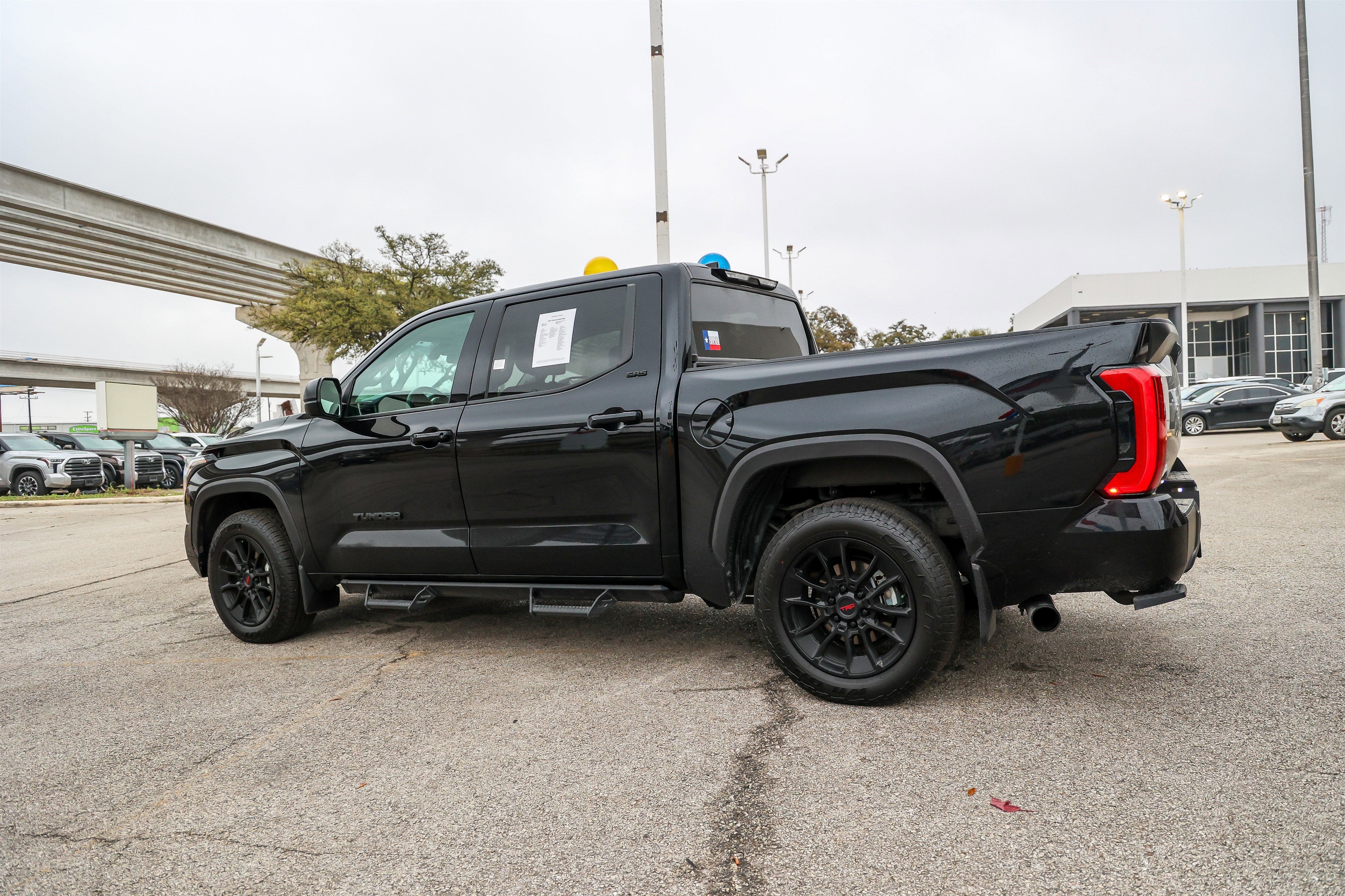 2024 Toyota TUNDRA 4X2 SR5