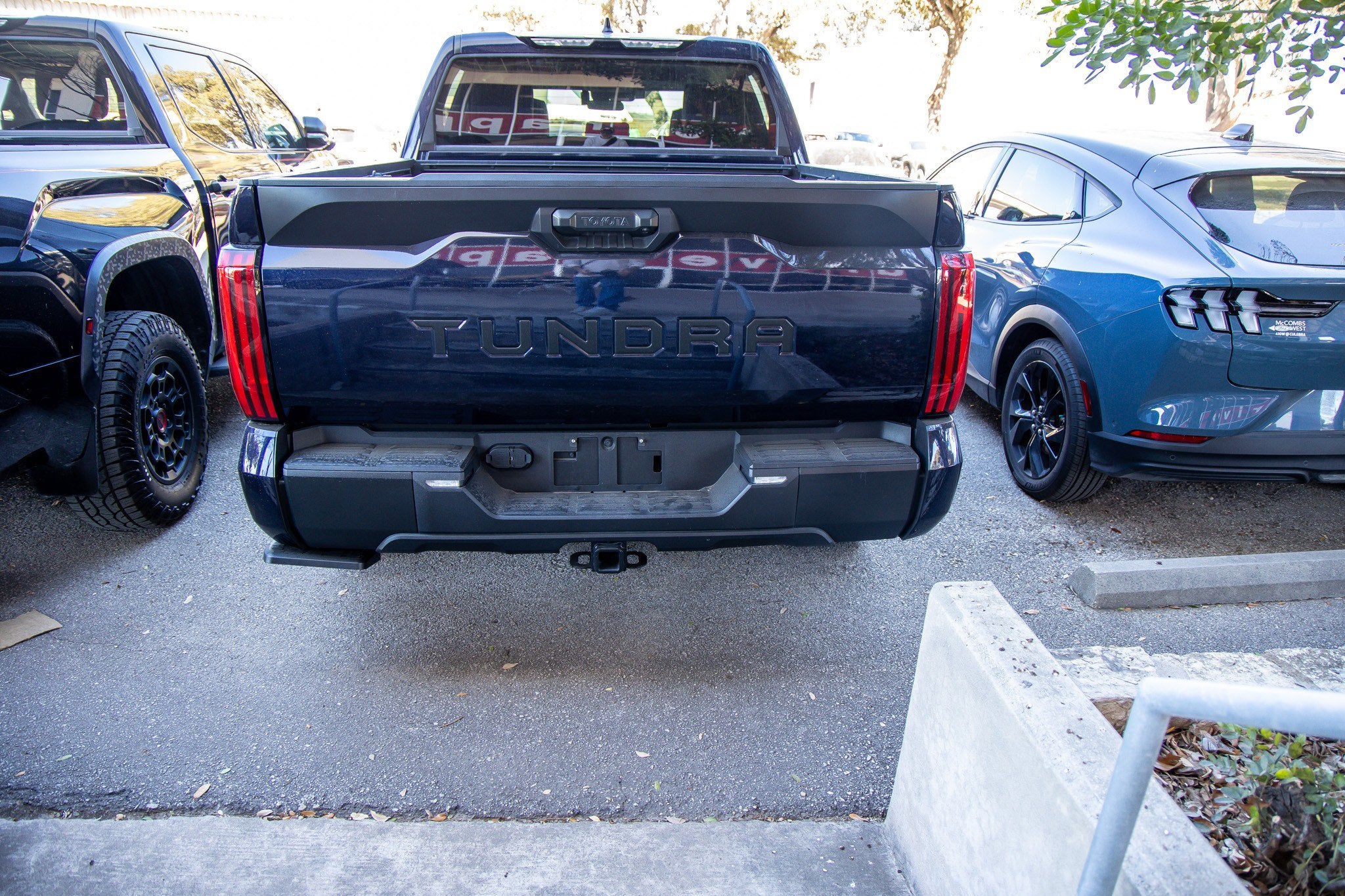 2024 Toyota TUNDRA 4X2 SR5