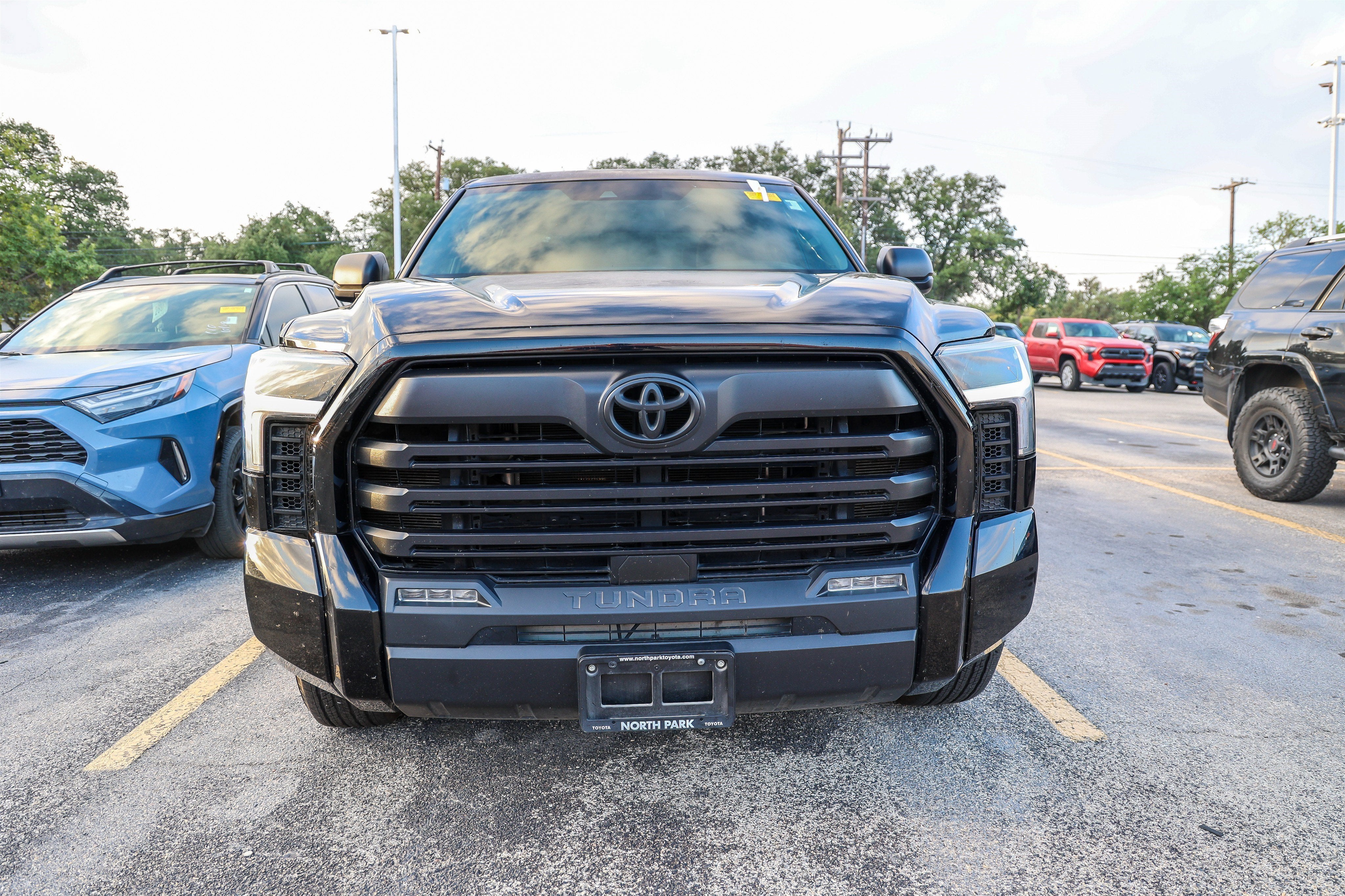 2025 Toyota Tundra SR5