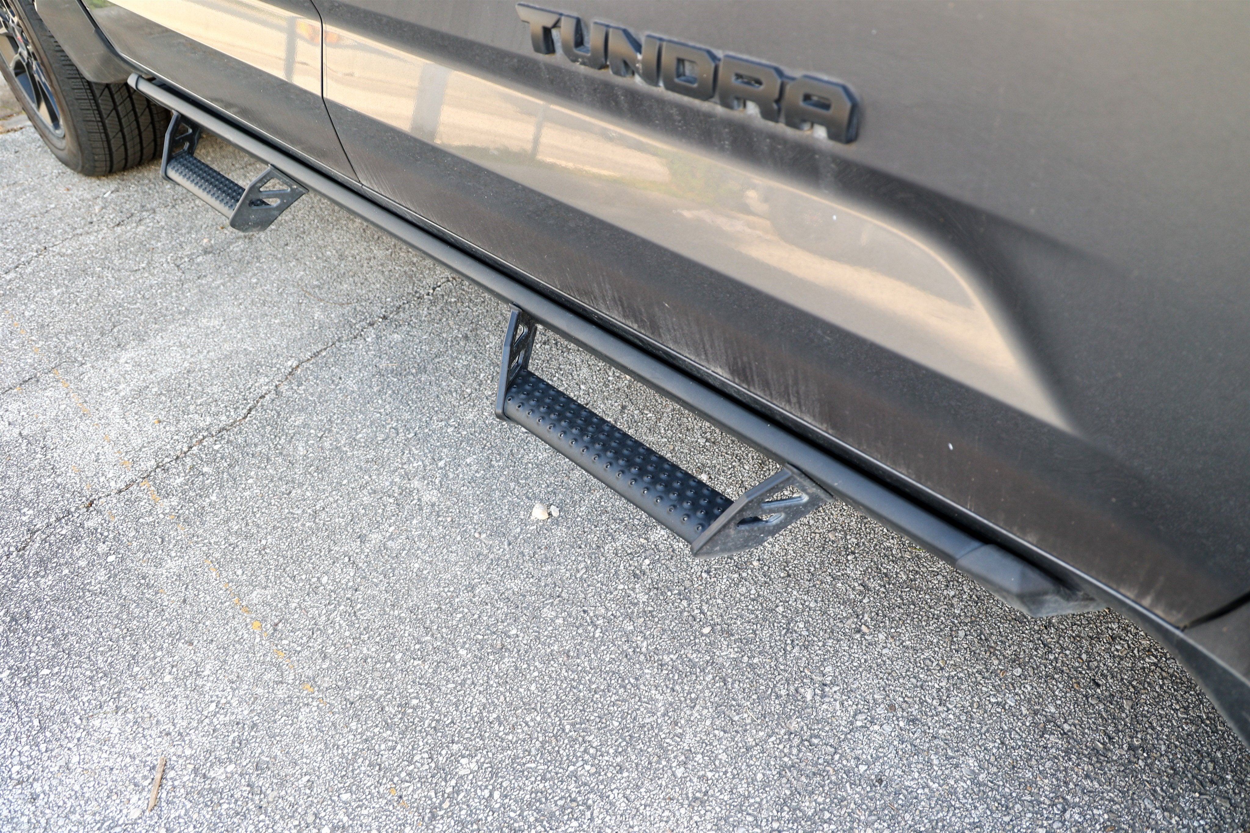 2024 Toyota Tundra 2WD SR5
