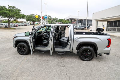 2024 Toyota TUNDRA 4X2 SR5