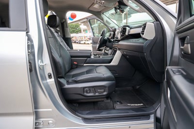 2024 Toyota TUNDRA 4X2 SR5