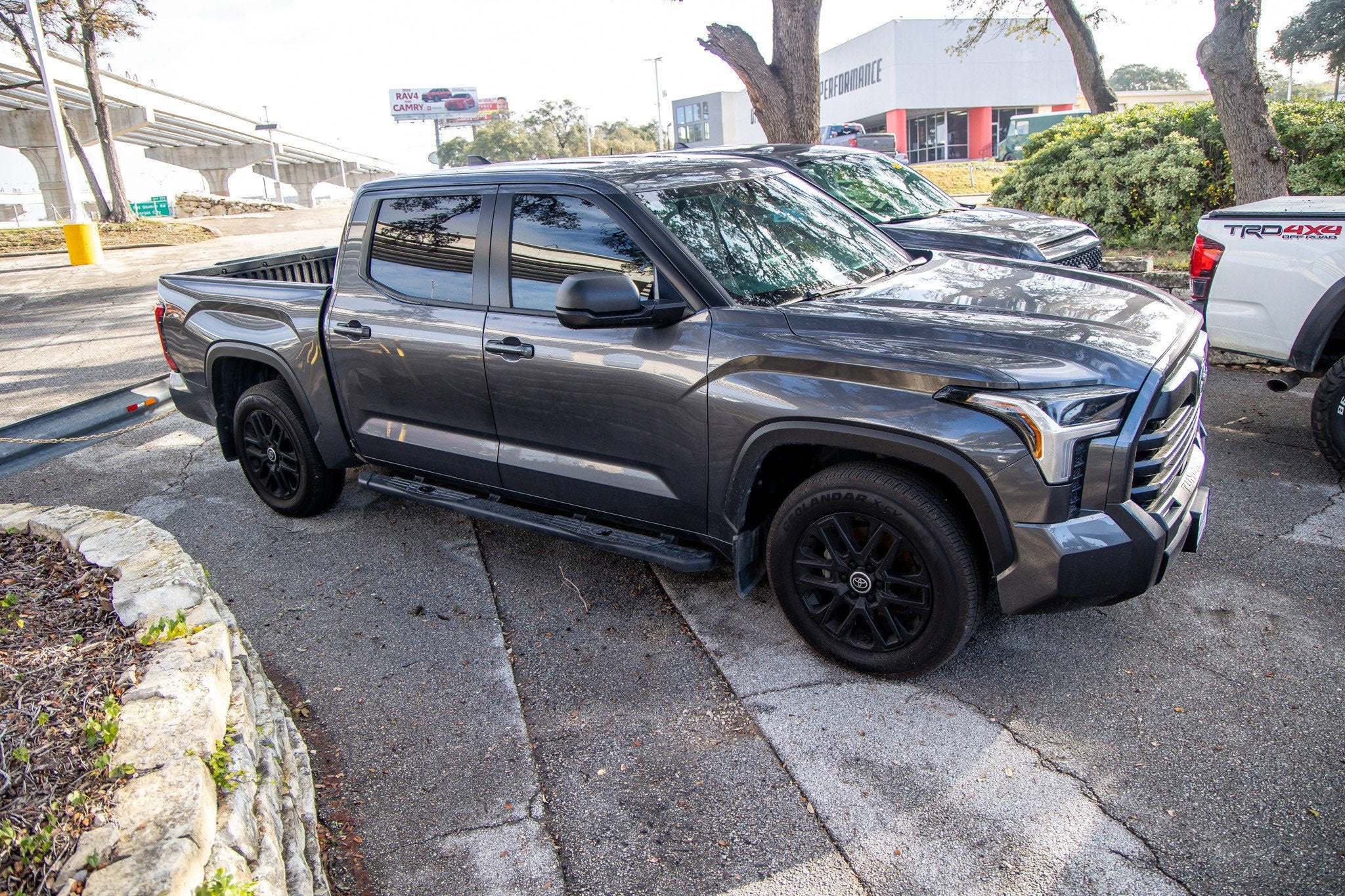 2024 Toyota TUNDRA 4X2 SR5