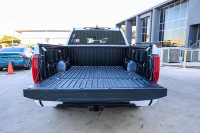 2025 Toyota TUNDRA 4X2 SR5