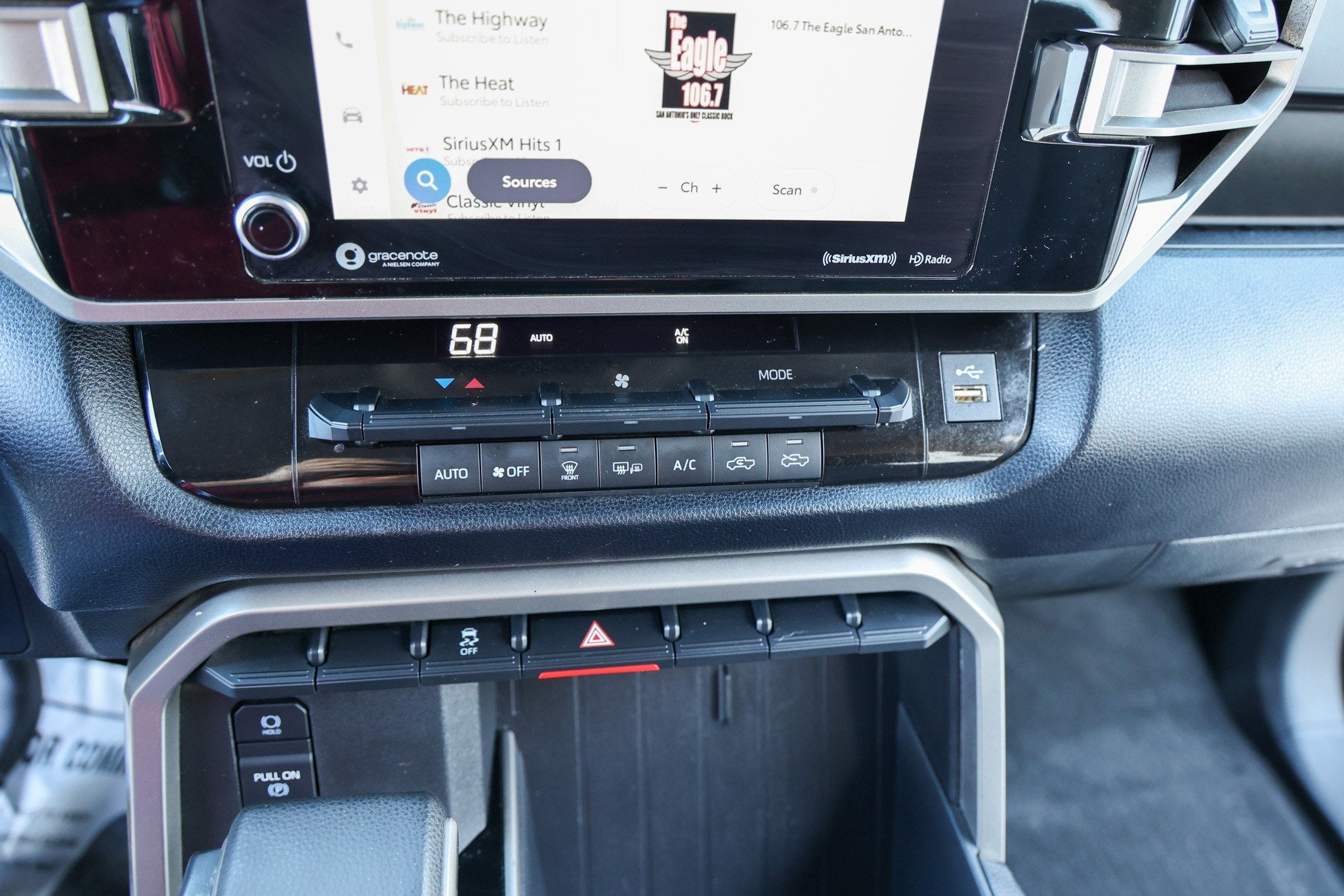 2023 Toyota TUNDRA 4X4 SR5