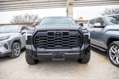 2024 Toyota TUNDRA 4X4 SR5
