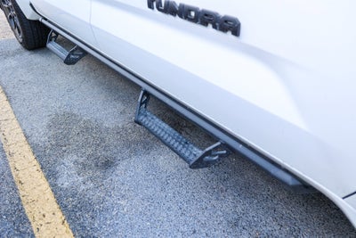 2025 Toyota TUNDRA 4X4 SR5