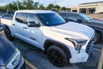 2025 Toyota TUNDRA 4X4 SR5