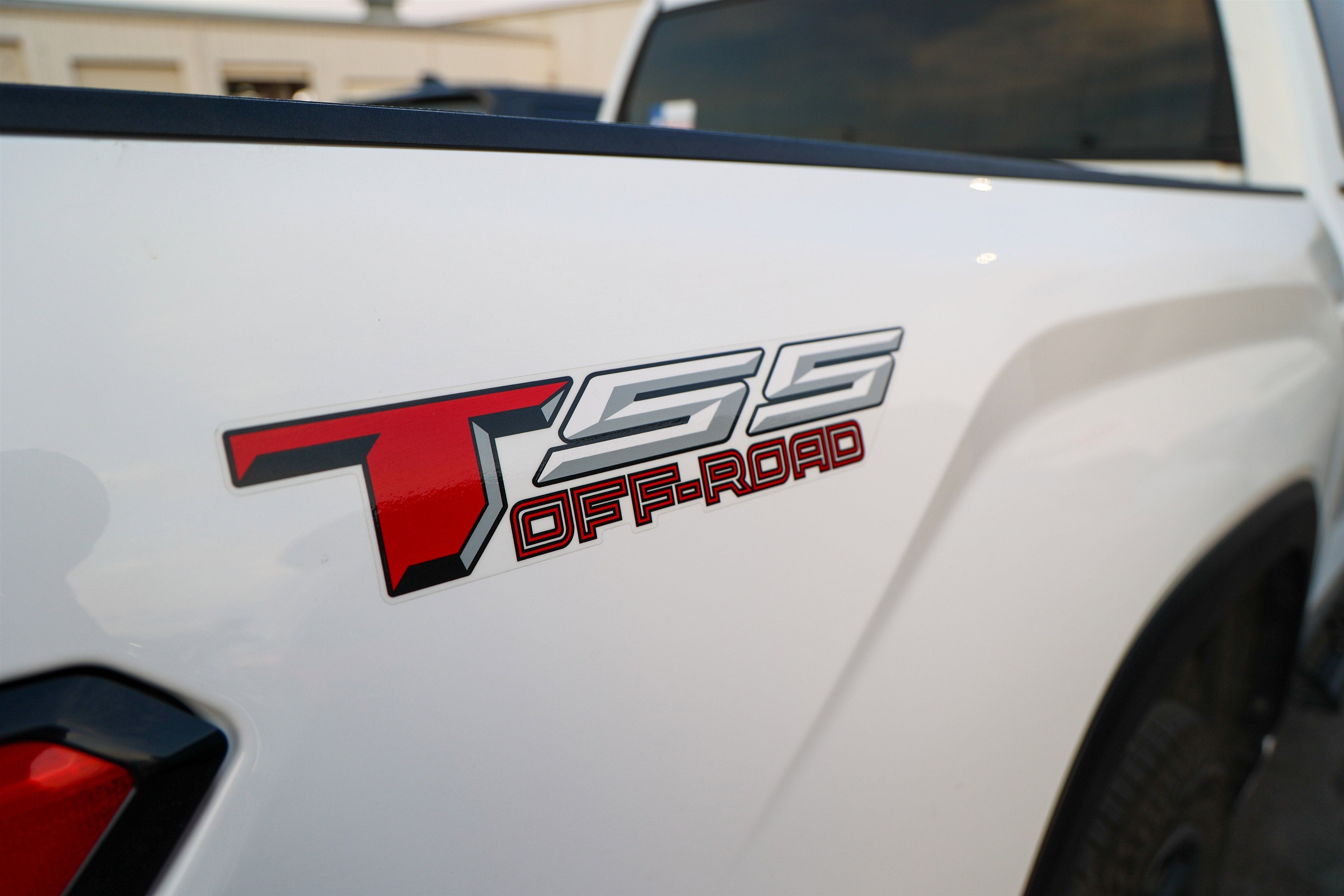 2024 Toyota TUNDRA 4X4 SR5