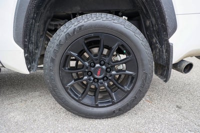 2024 Toyota TUNDRA 4X4 SR5