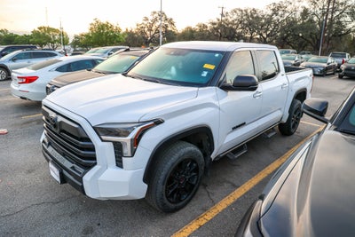 2024 Toyota TUNDRA 4X4 SR5