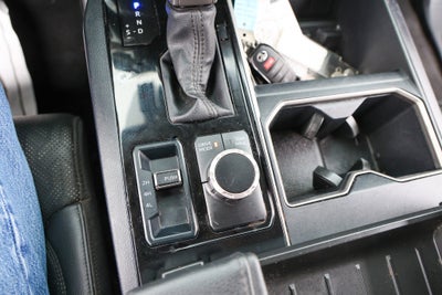 2024 Toyota TUNDRA 4X4 SR5
