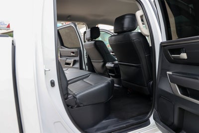 2024 Toyota TUNDRA 4X4 SR5
