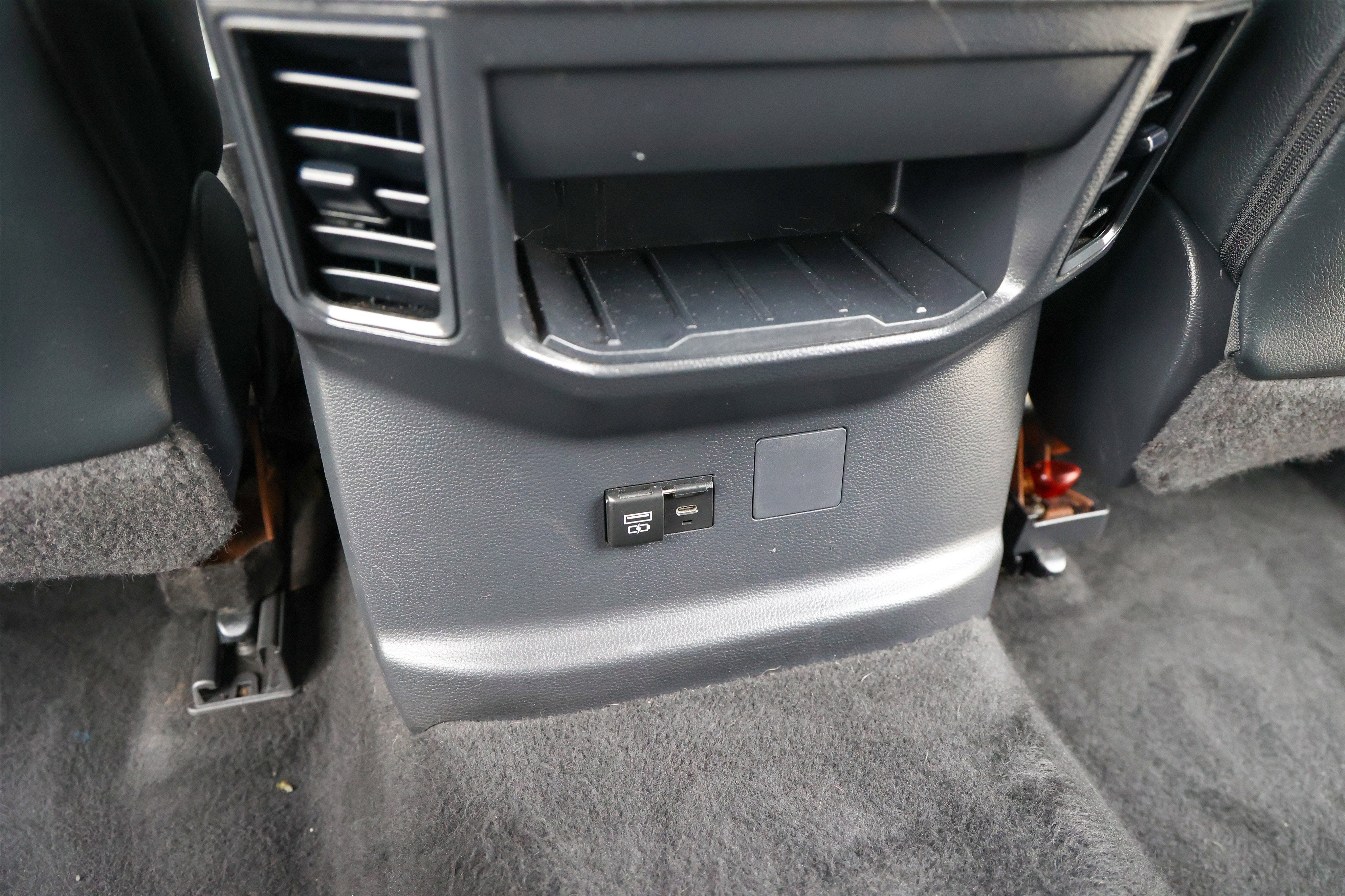 2024 Toyota TUNDRA 4X4 SR5