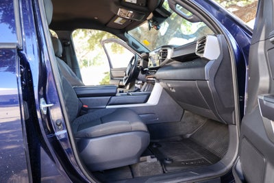 2025 Toyota TUNDRA 4X4 SR5