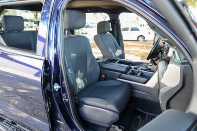 2025 Toyota TUNDRA 4X4 SR5