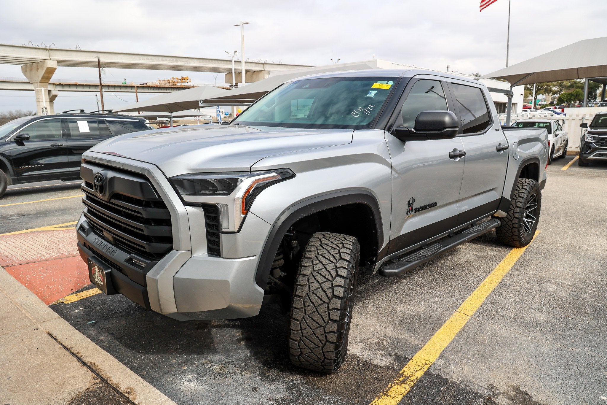 2024 Toyota TUNDRA 4X4 SR5