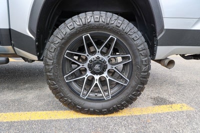 2024 Toyota TUNDRA 4X4 SR5