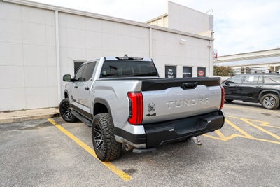2024 Toyota TUNDRA 4X4 SR5