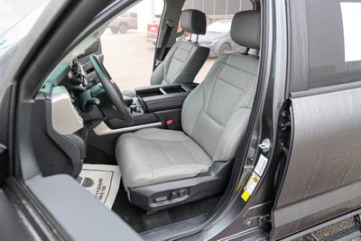 2024 Toyota TUNDRA 4X4 SR5