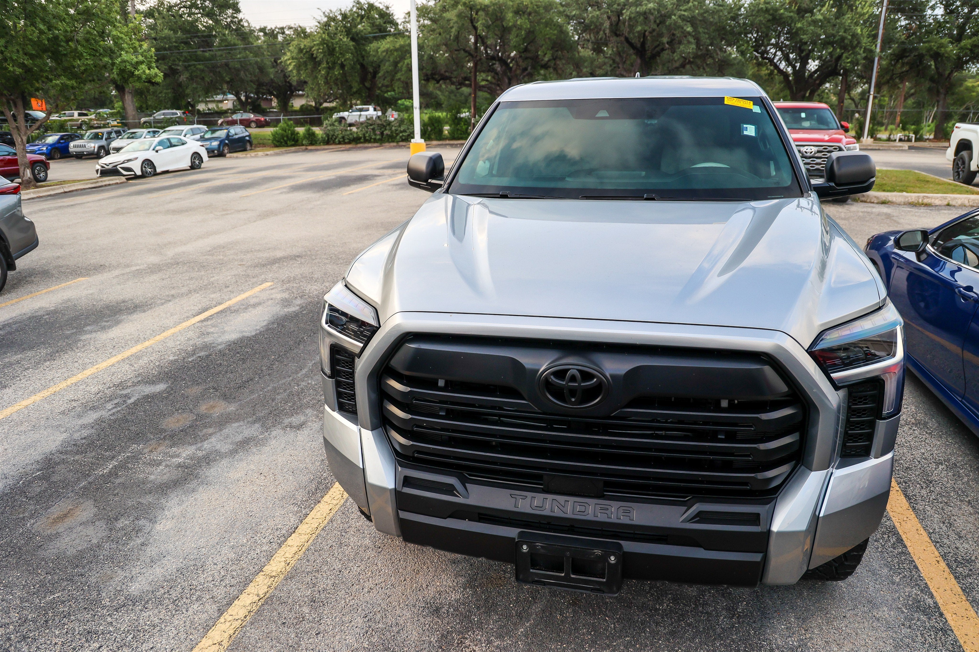 2025 Toyota Tundra SR5