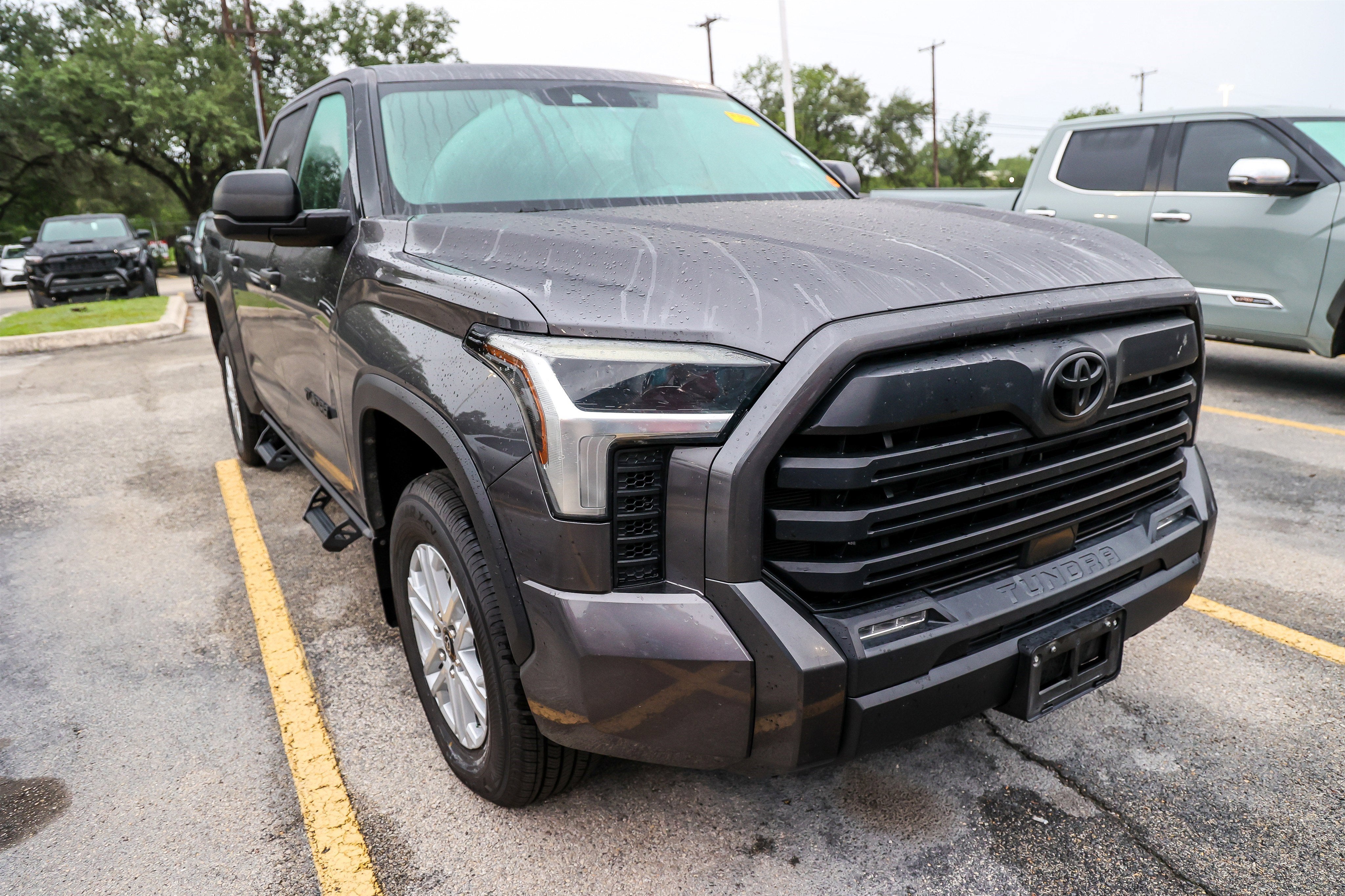 2022 Toyota Tundra SR5