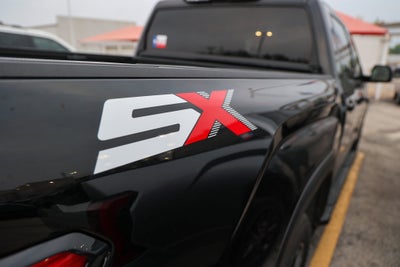 2026 Toyota TUNDRA 4X4 SR5
