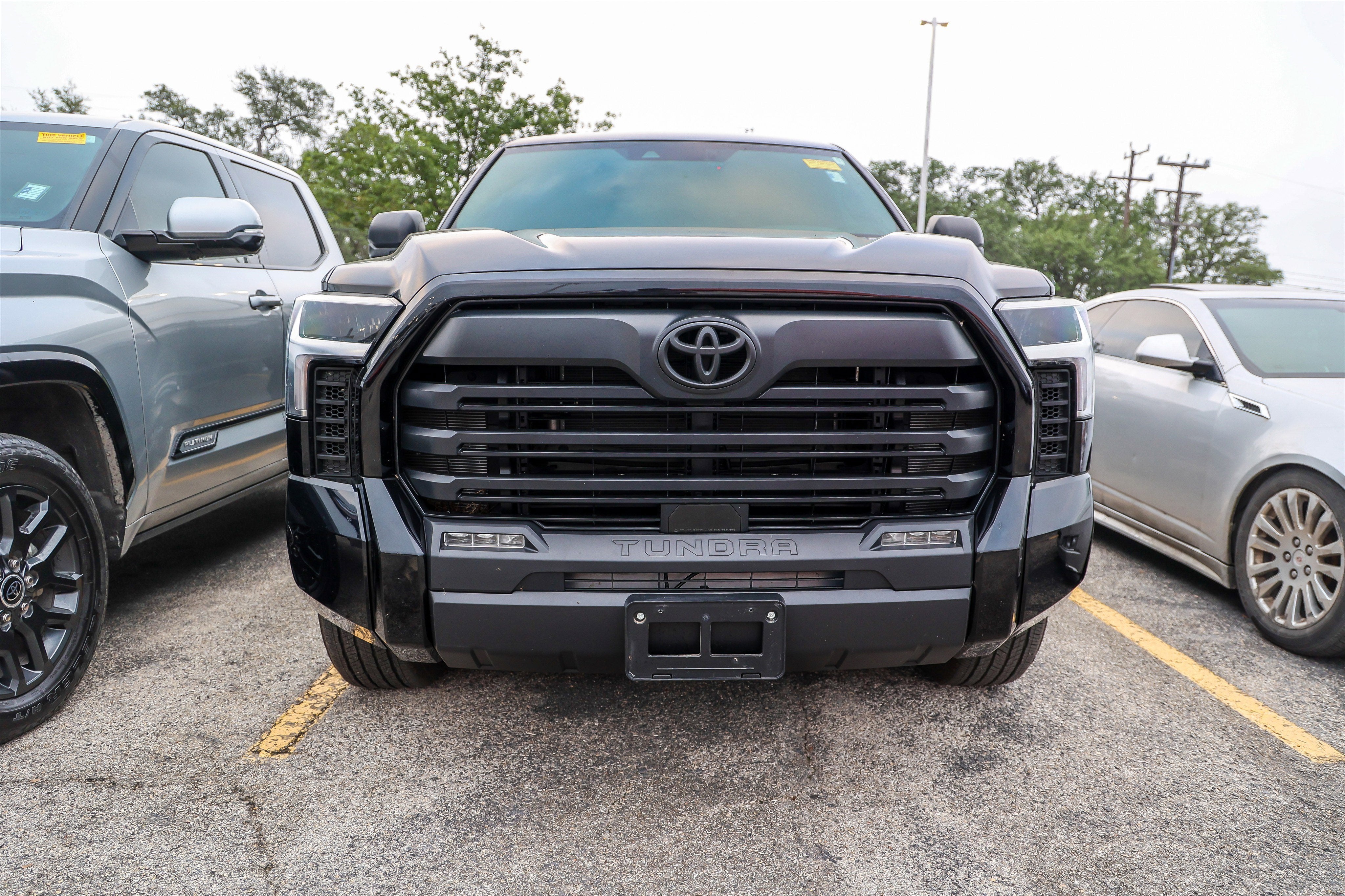 2026 Toyota TUNDRA 4X4 SR5