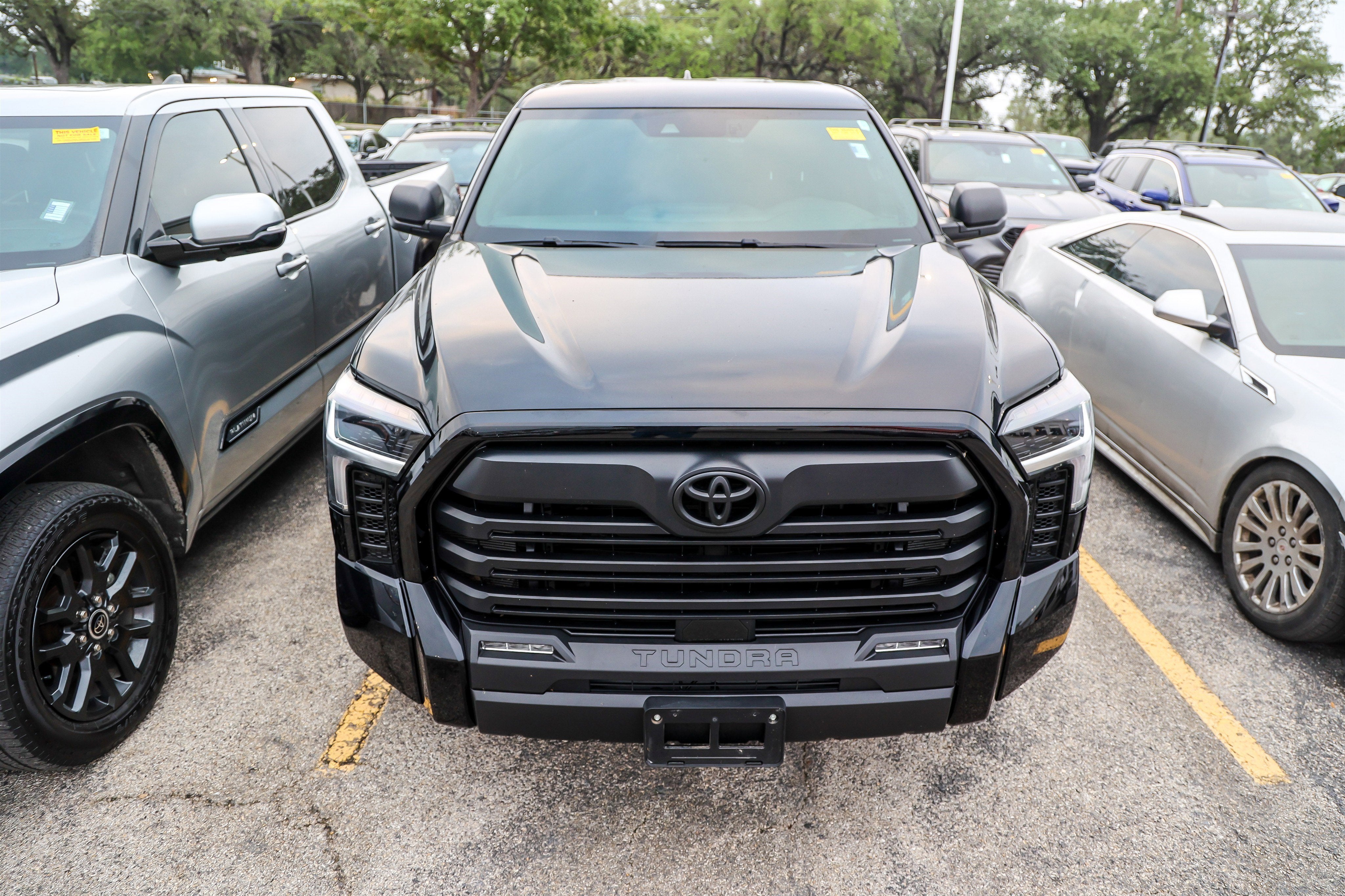 2026 Toyota TUNDRA 4X4 SR5
