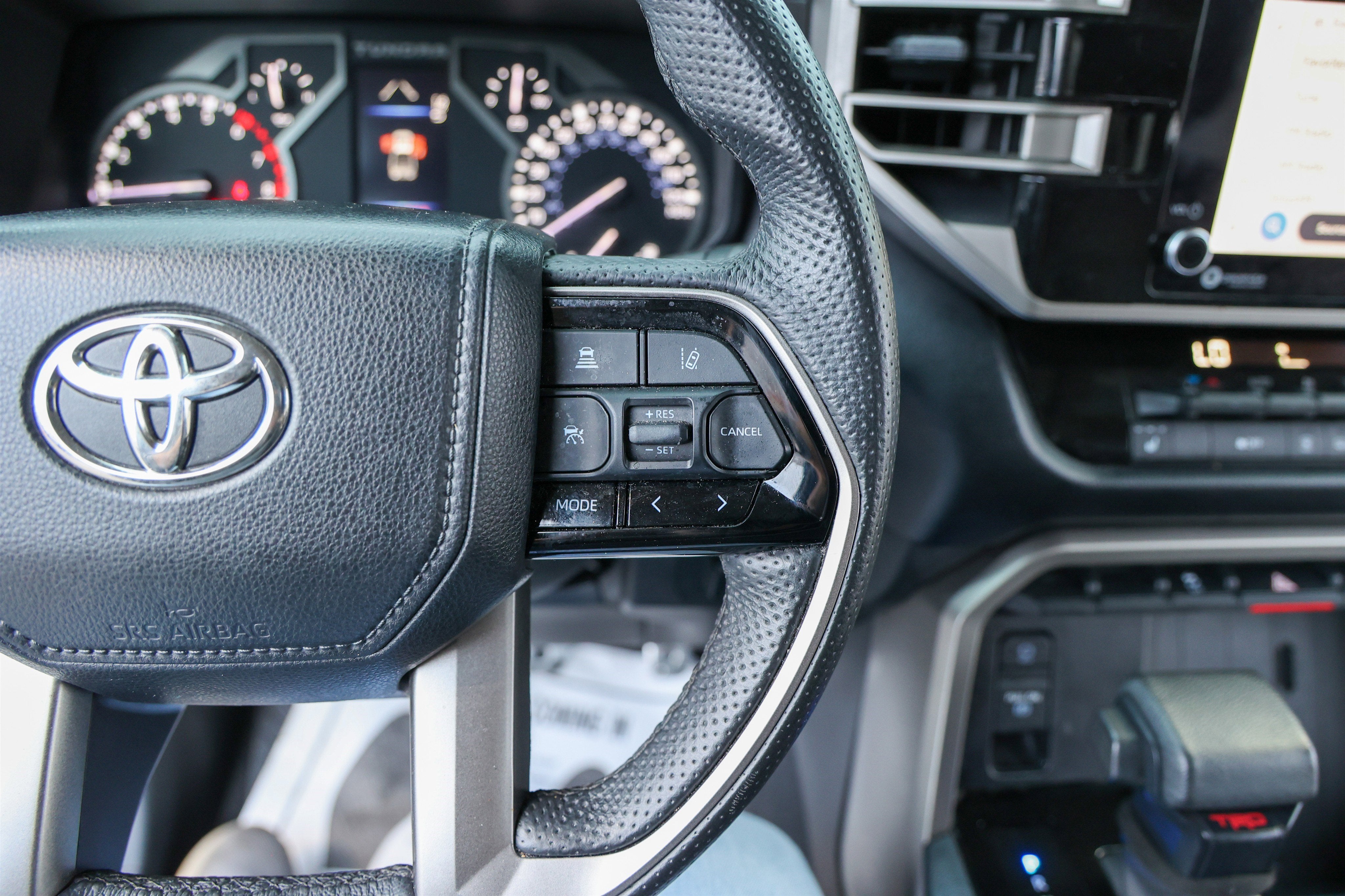 2023 Toyota TUNDRA 4X4 SR5