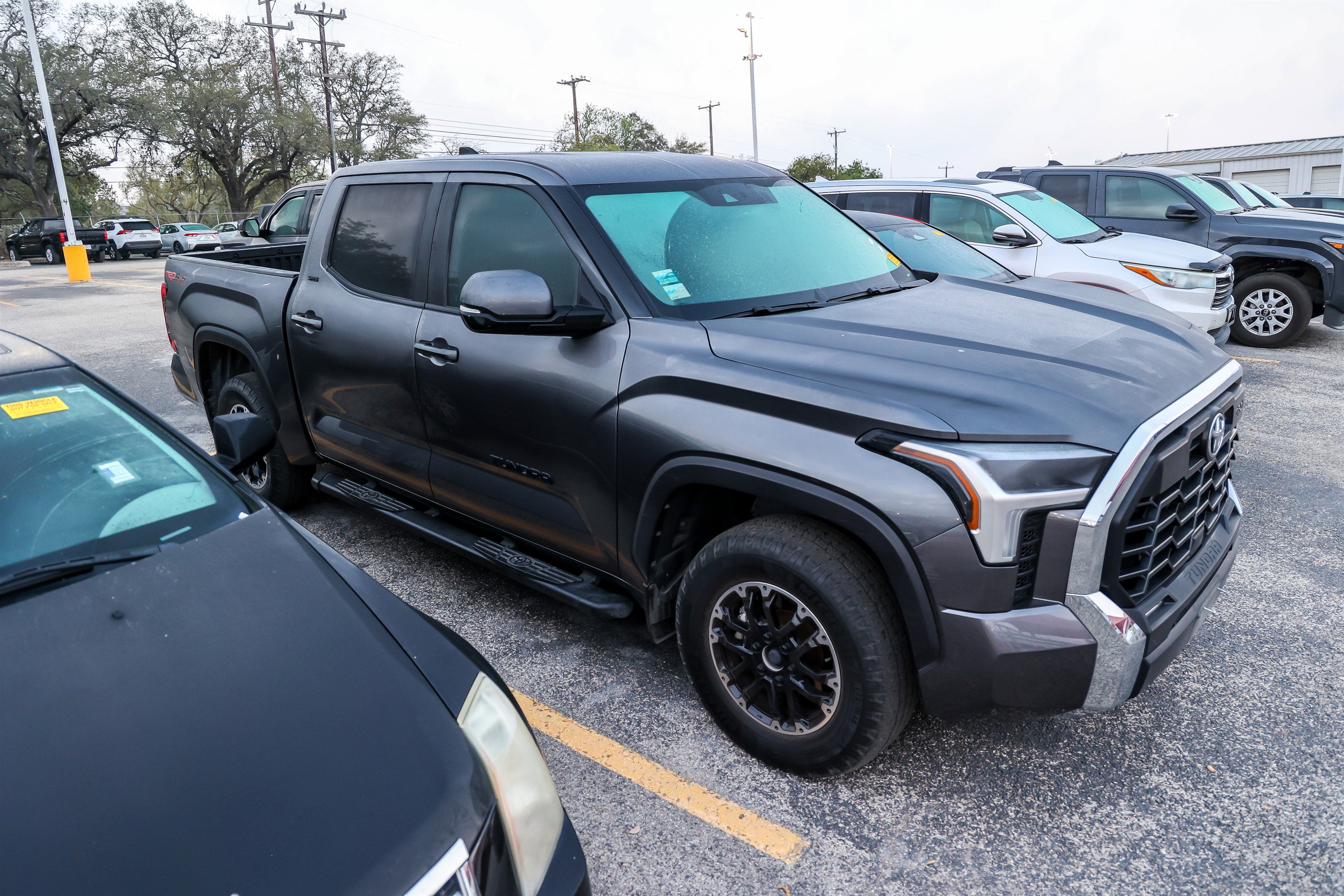 2023 Toyota TUNDRA 4X4 SR5