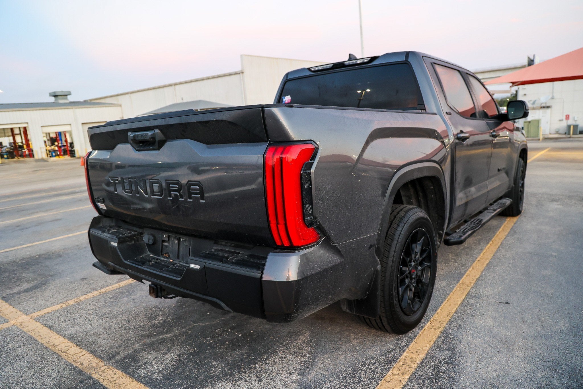 2024 Toyota Tundra 4WD SR5