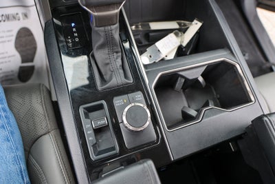 2024 Toyota TUNDRA 4X4 SR5