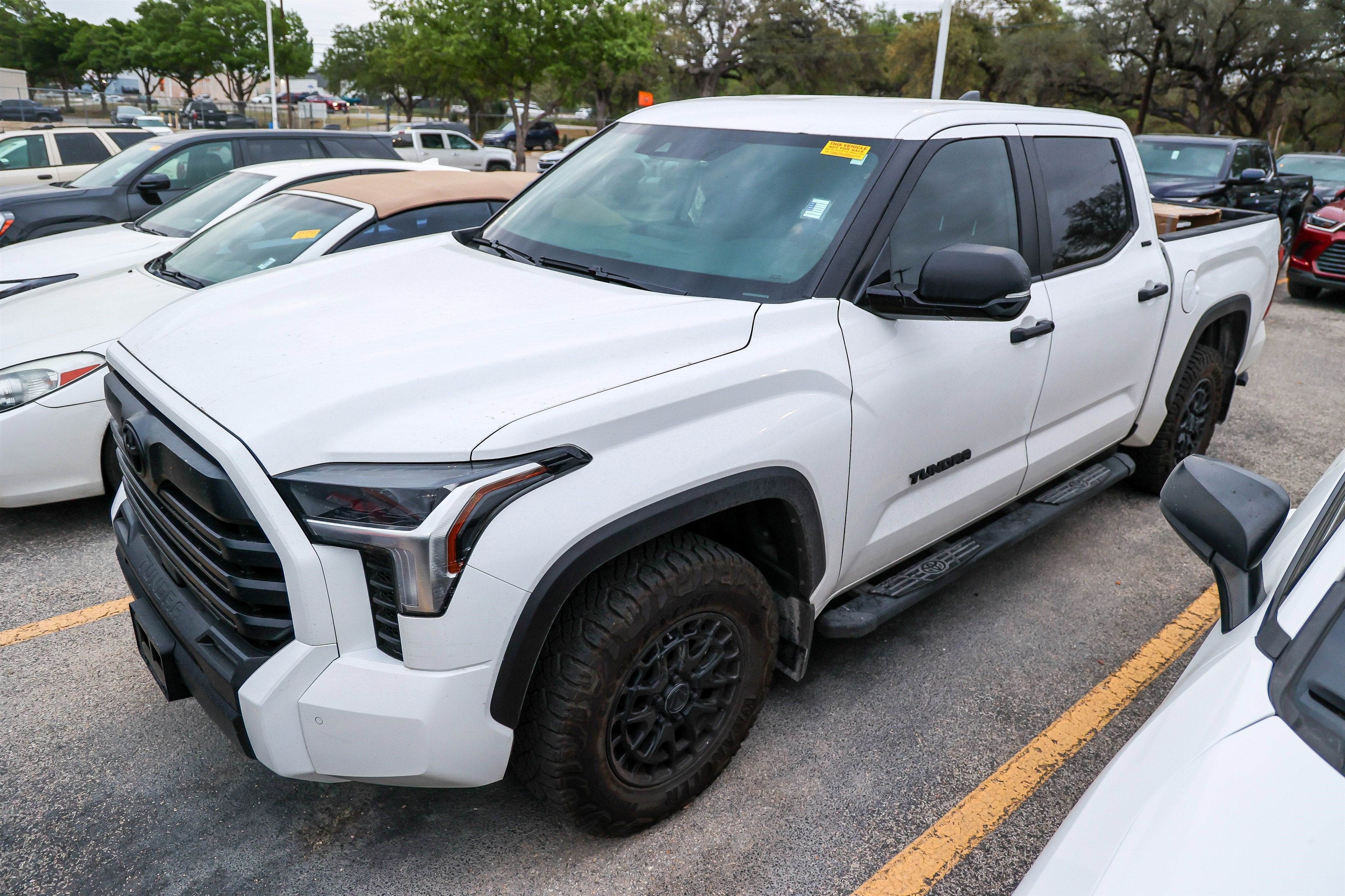 2025 Toyota Tundra 4WD SR5