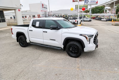 2025 Toyota Tundra 4WD SR5