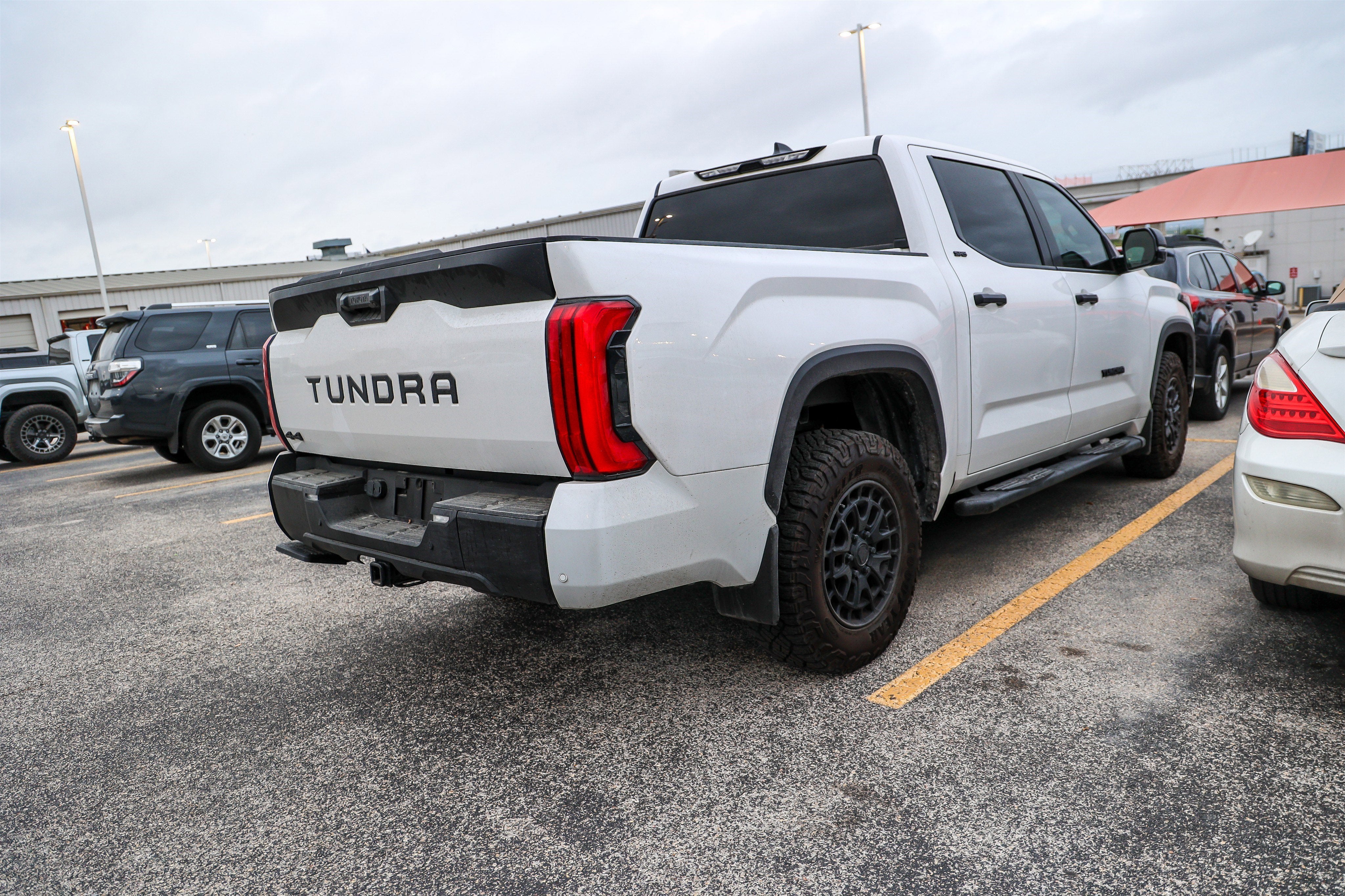 2025 Toyota Tundra 4WD SR5