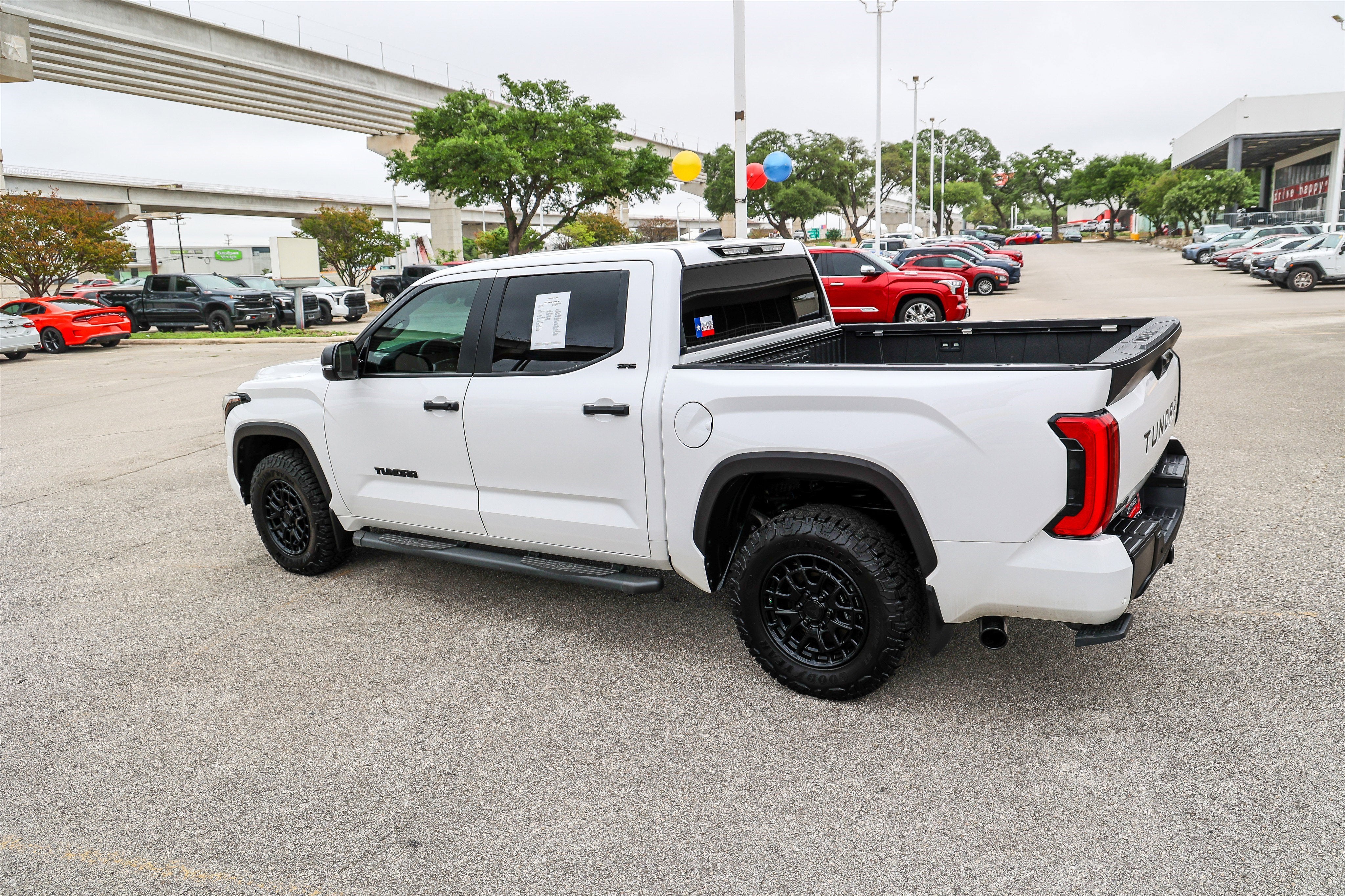 2025 Toyota Tundra 4WD SR5