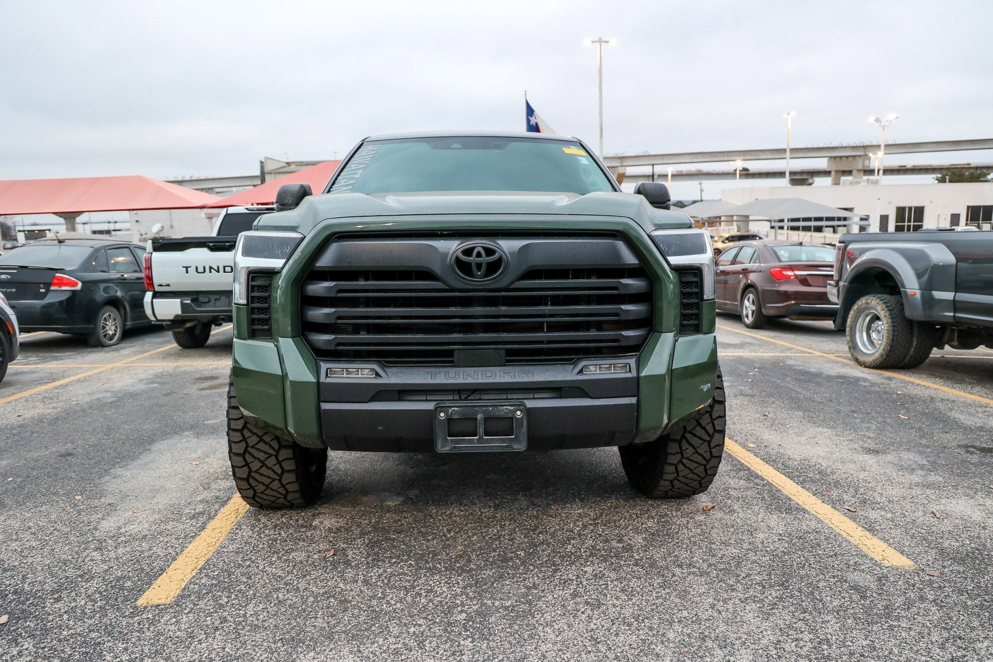 2023 Toyota TUNDRA 4X4 SR5