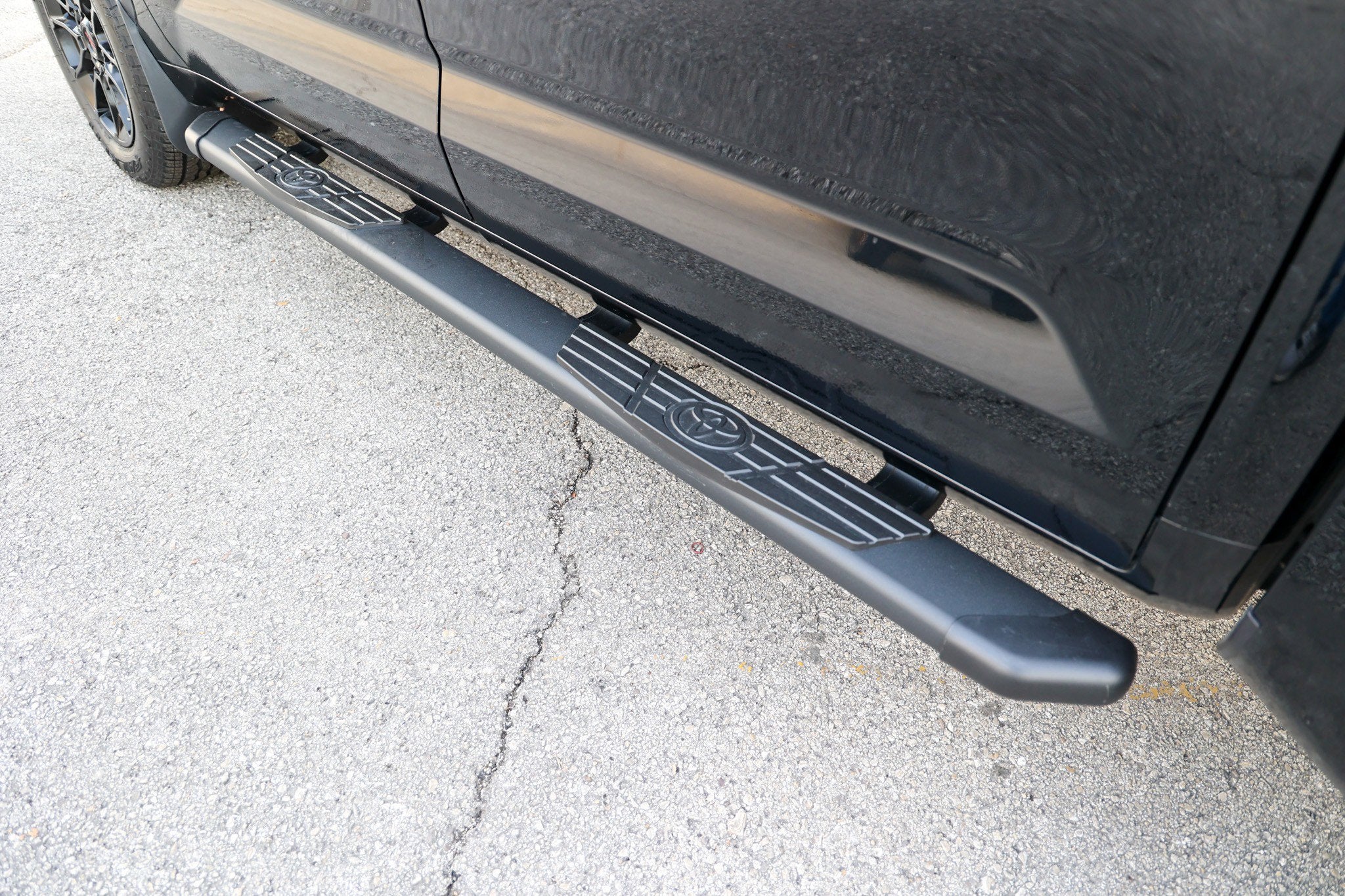 2024 Toyota TUNDRA 4X4 SR5