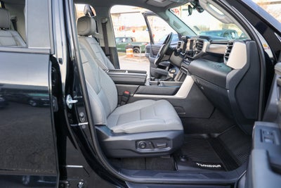 2024 Toyota TUNDRA 4X4 SR5