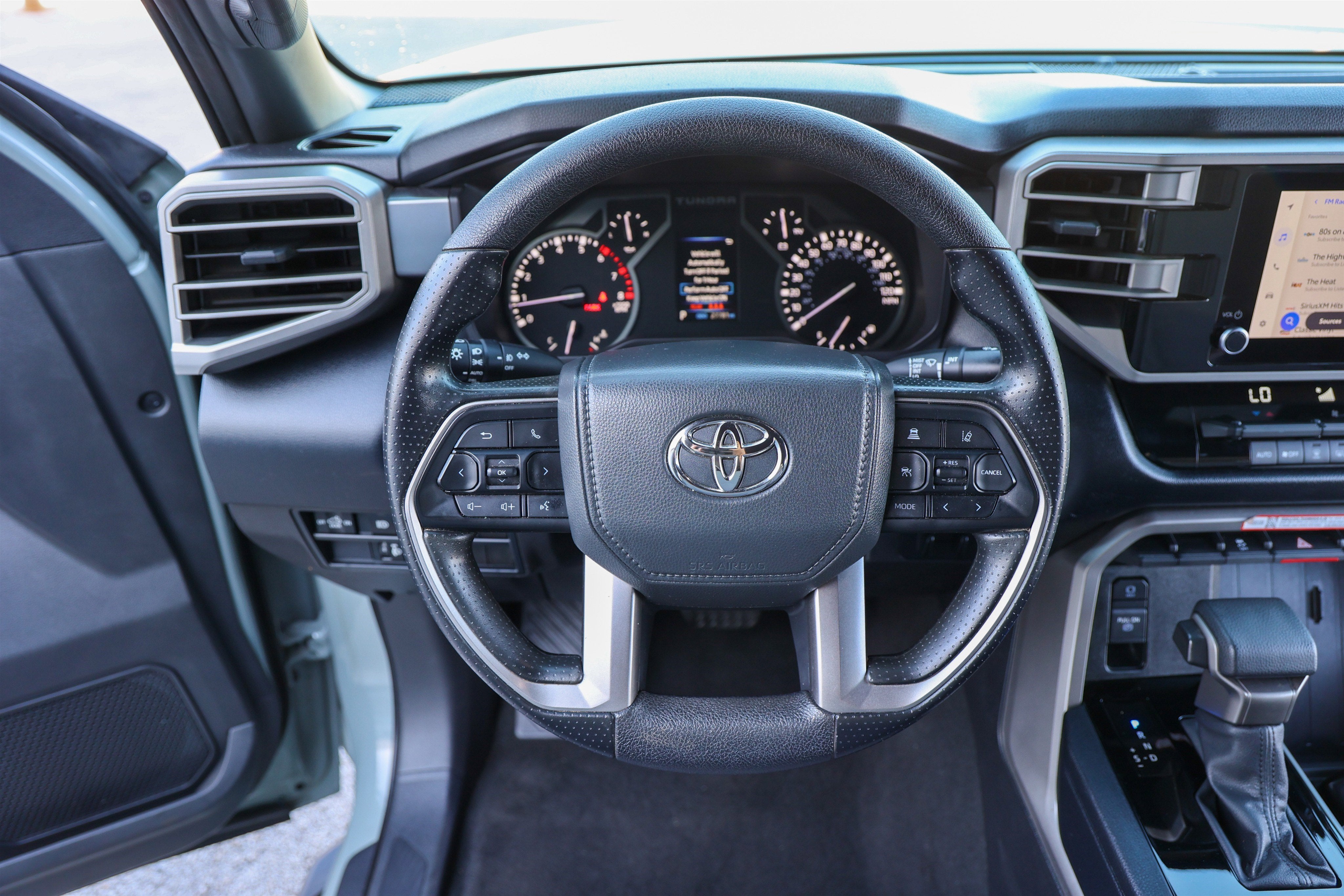 2025 Toyota TUNDRA 4X4 SR5