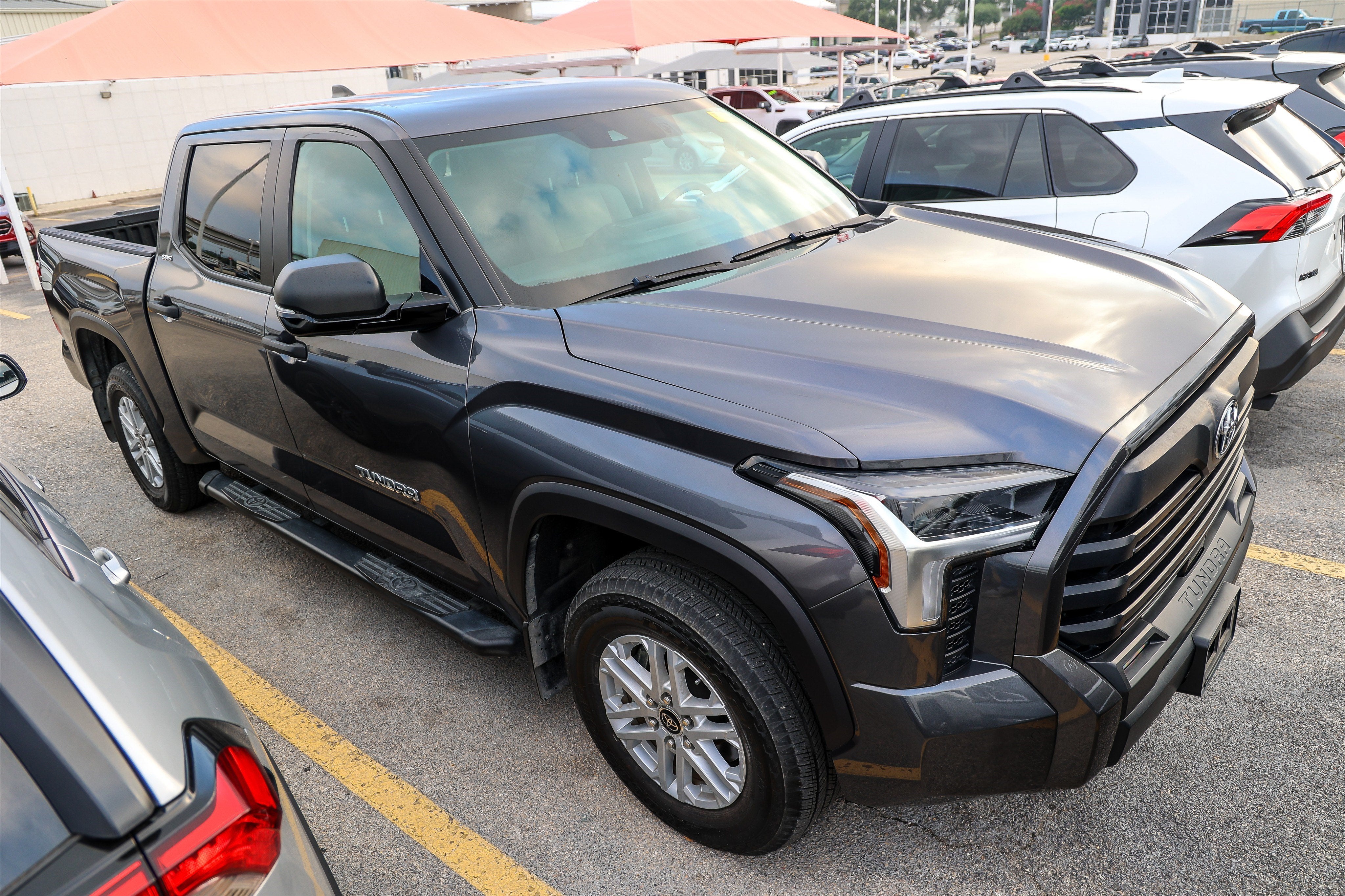 2024 Toyota Tundra SR5