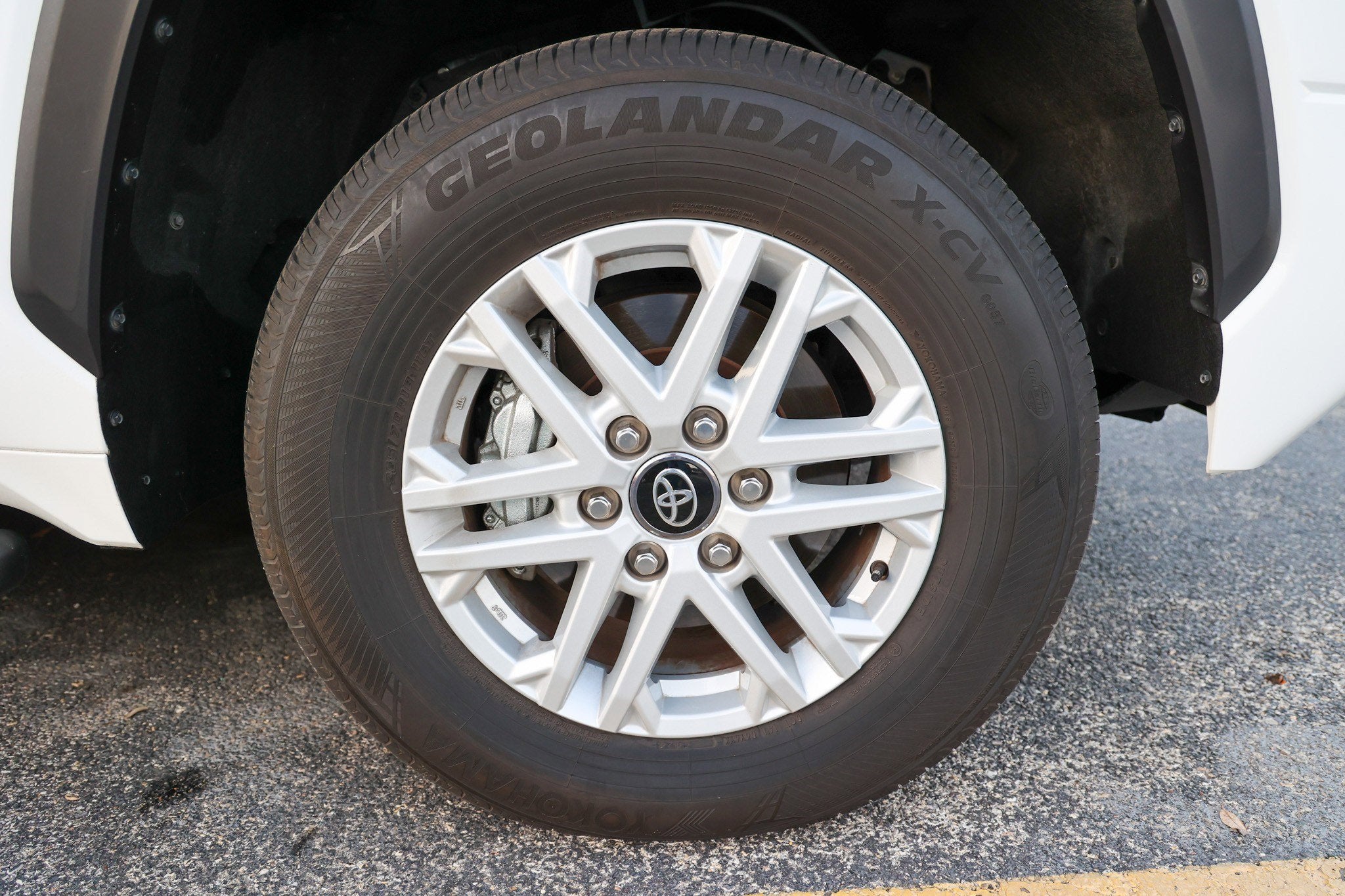 2025 Toyota TUNDRA 4X4 SR5