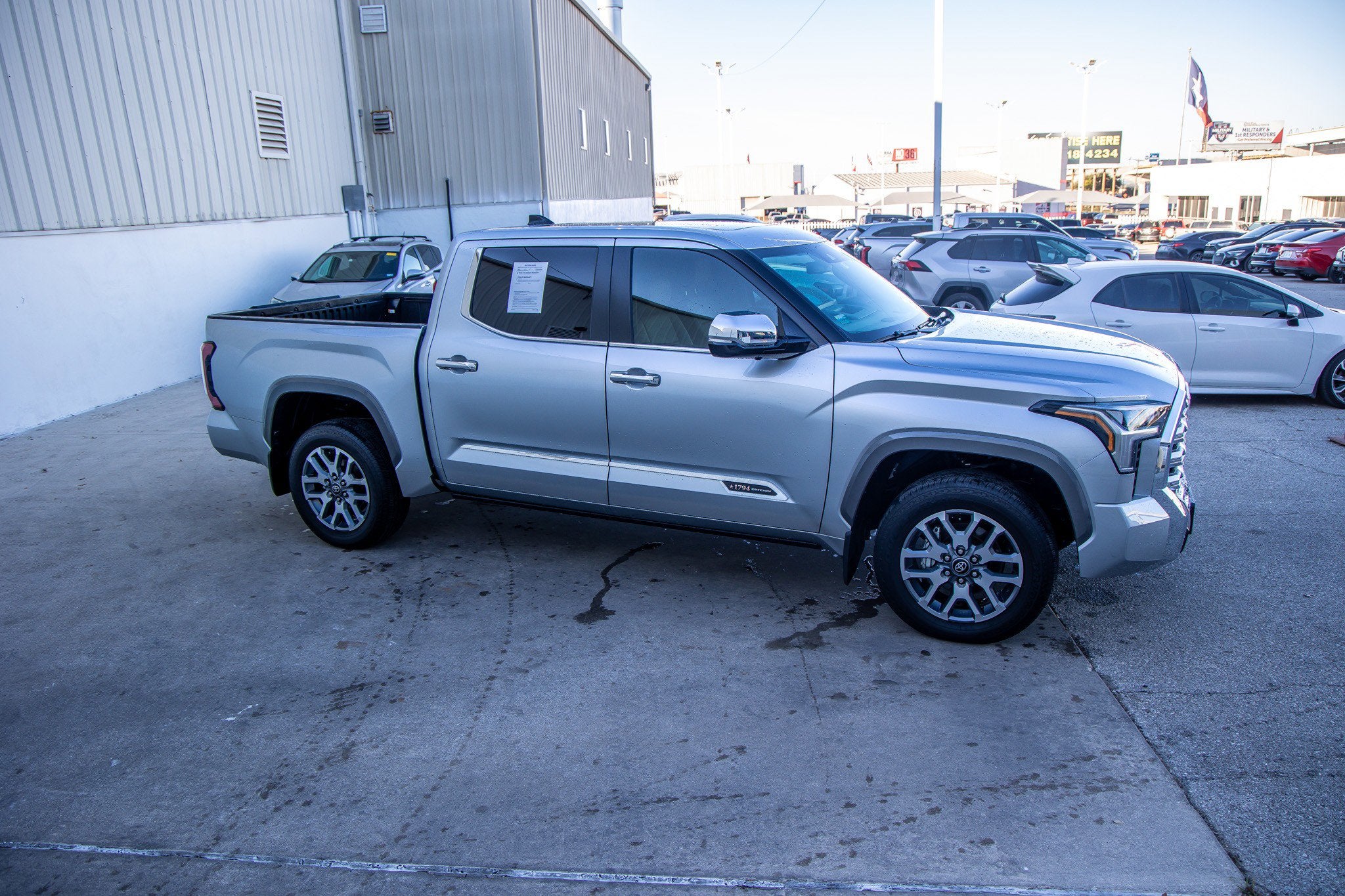 2025 Toyota TUNDRA 4X4 1794 Edition