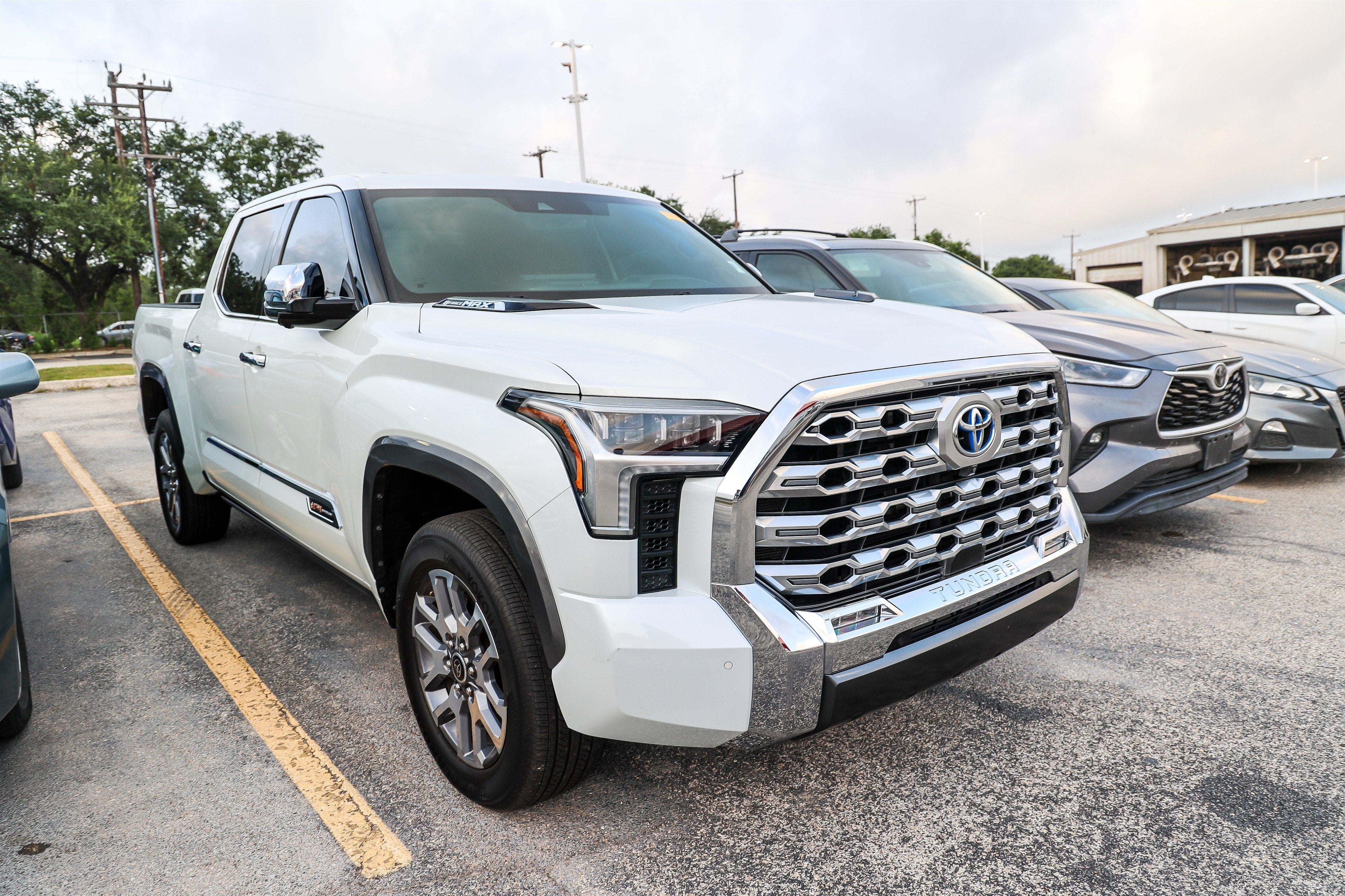 2023 Toyota Tundra i-FORCE MAX 1794 Edition Hybrid