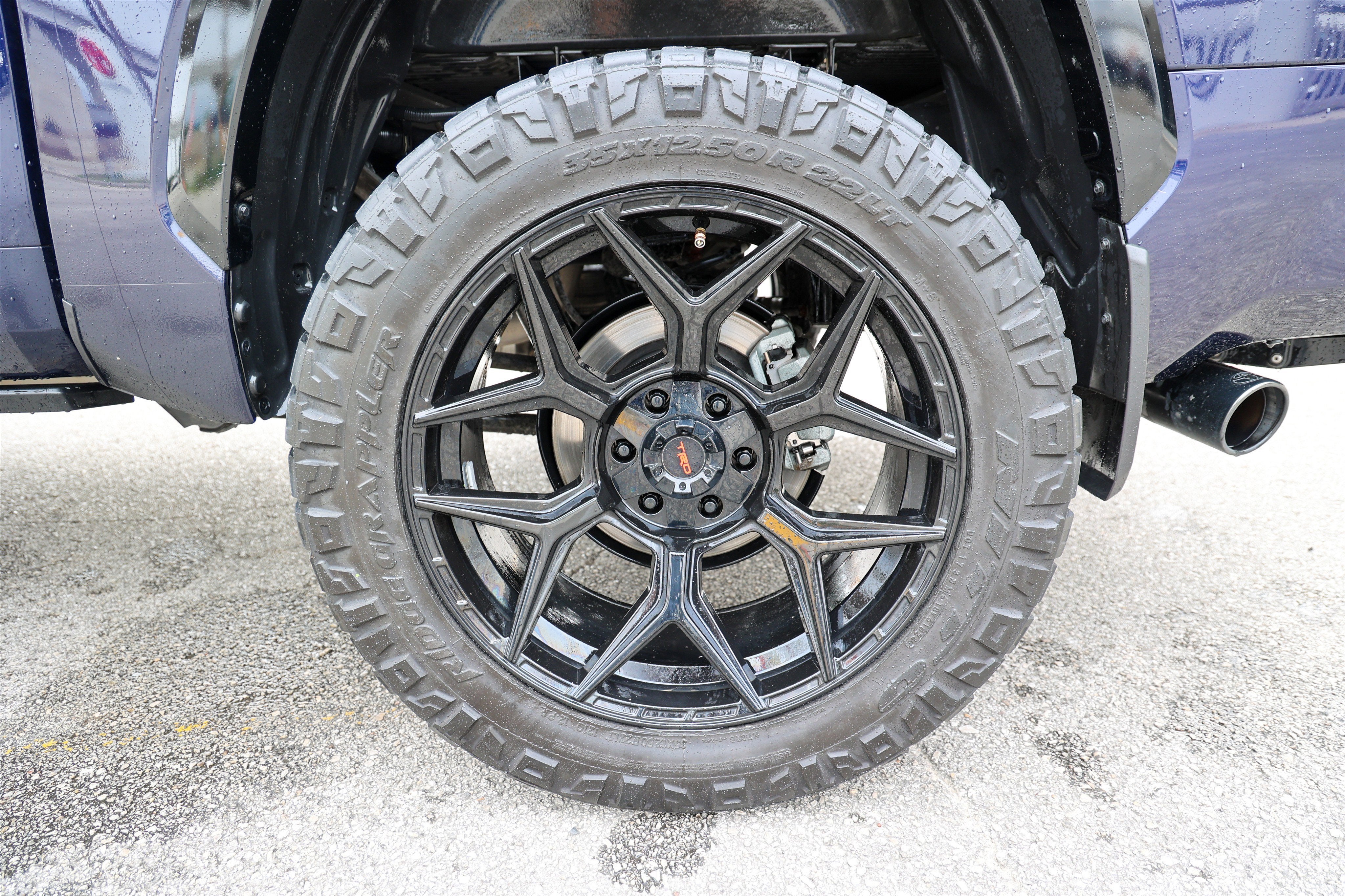 2025 Toyota TUNDRA 4X4 Platinum