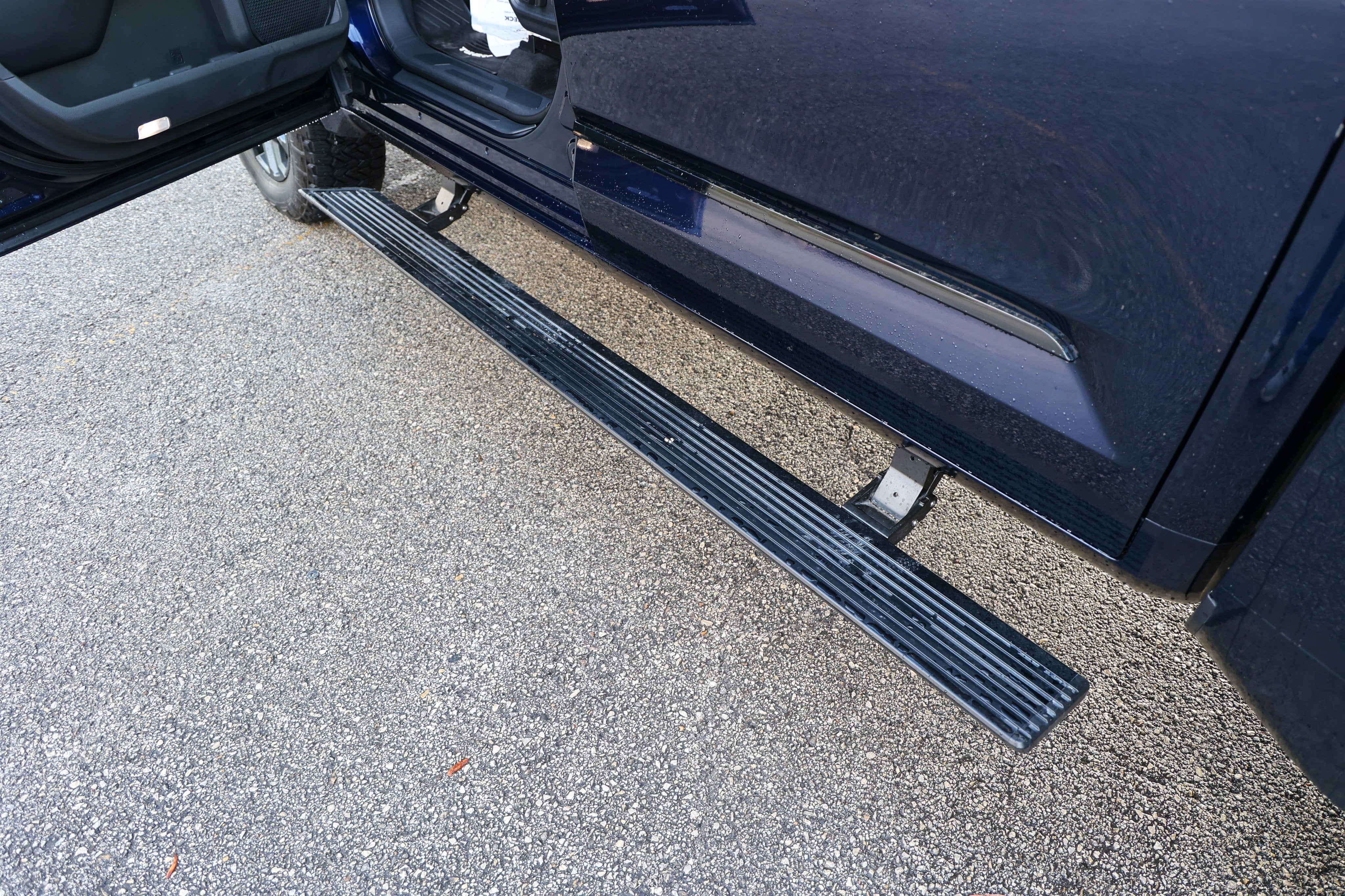 2023 Toyota TUNDRA 4X4 Platinum