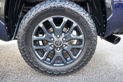 2023 Toyota TUNDRA 4X4 Platinum