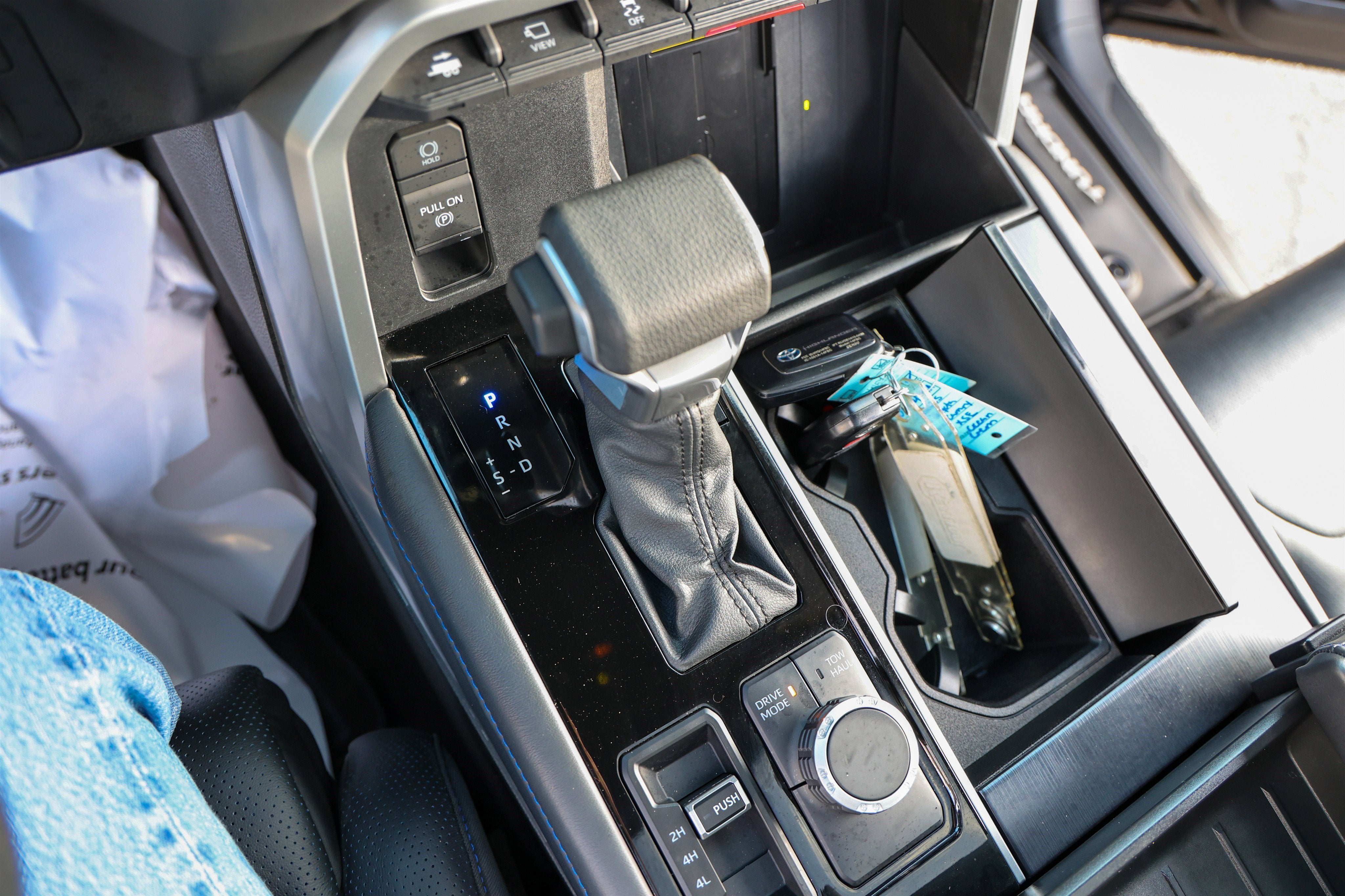 2023 Toyota TUNDRA 4X4 Platinum