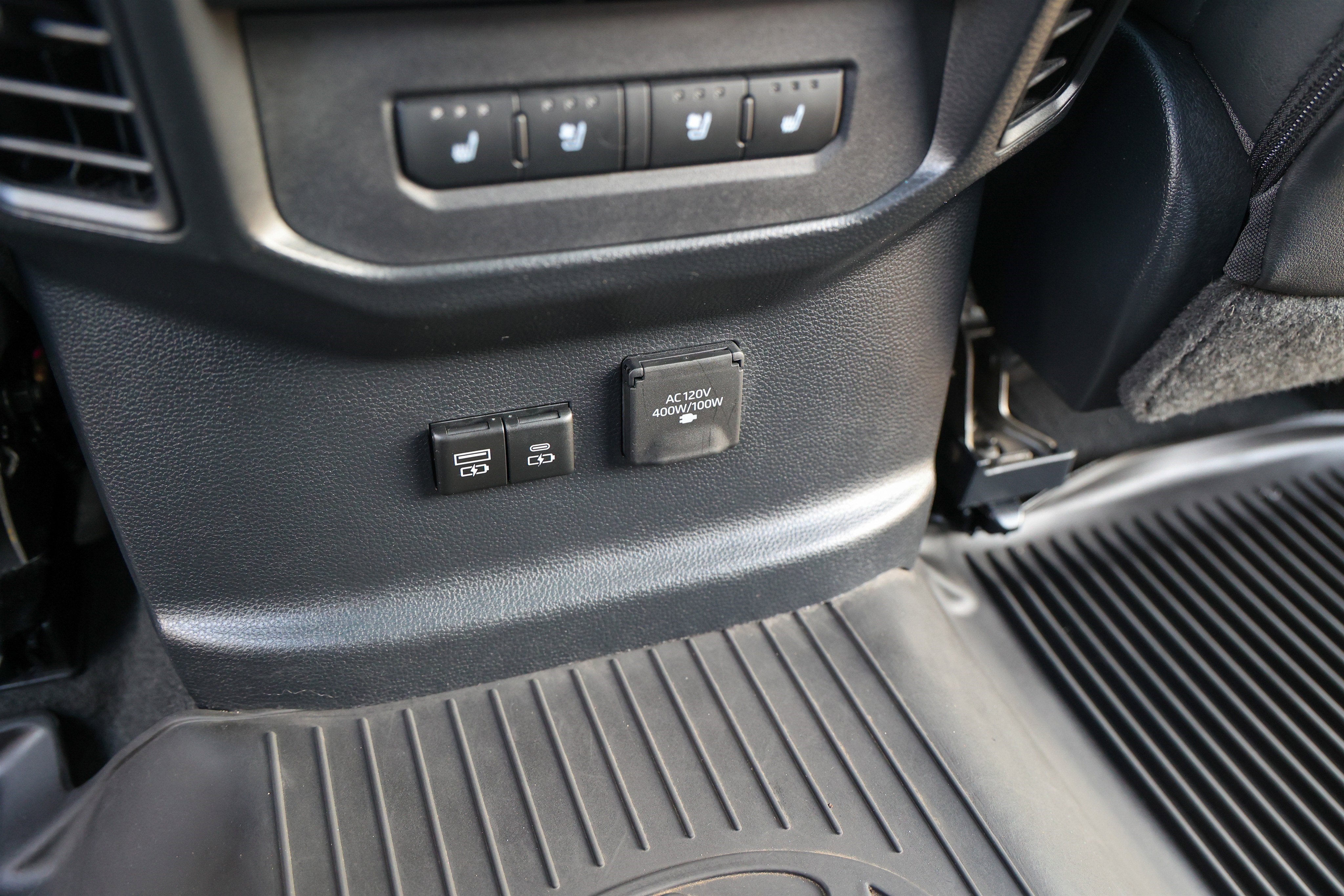 2023 Toyota TUNDRA 4X4 Platinum